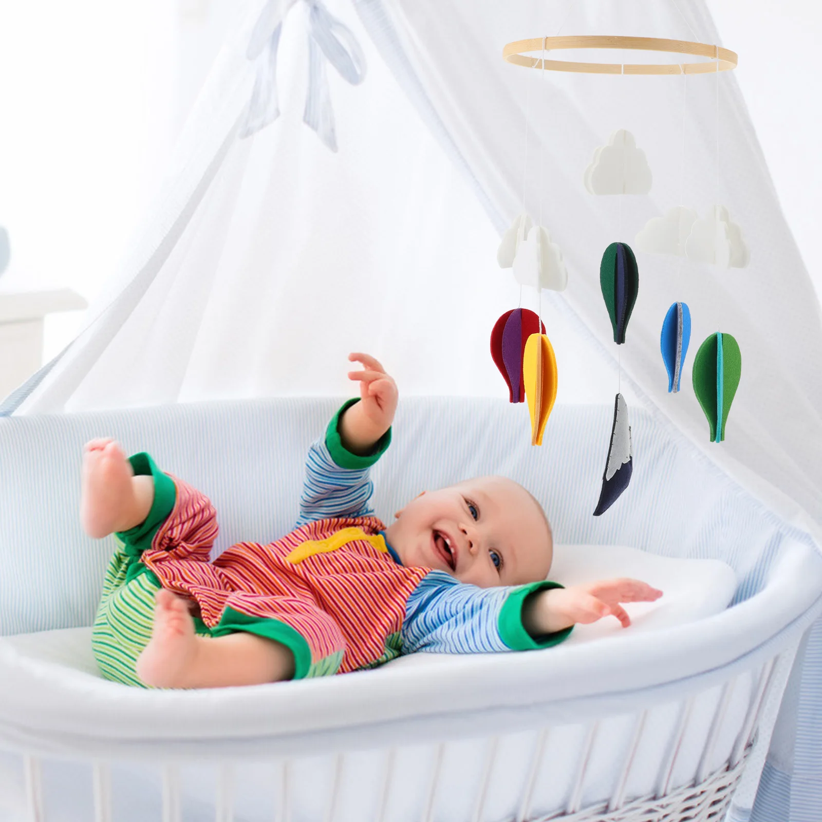 Lindo globo de aire caliente colgante fieltro cama de bebé juguetes móviles cuna ligera adornos colgantes carillón de viento regalos habitación de niños