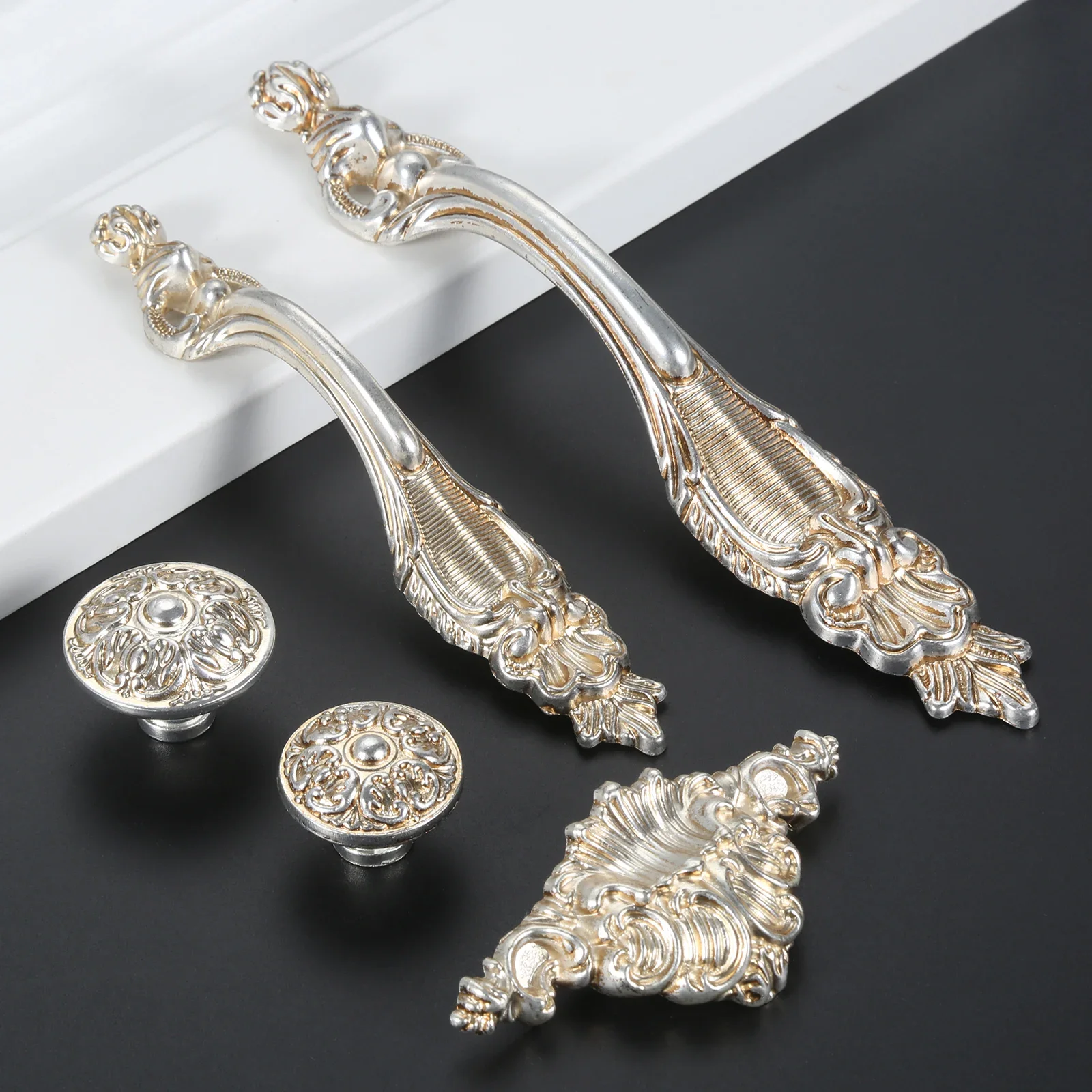1Pc Antique Silver Carved Handle Pulls Zinc Alloy Wardrobe Dresser Drawer Cabinet Door Knob Furniture Decor Hardware 32/96/128MM