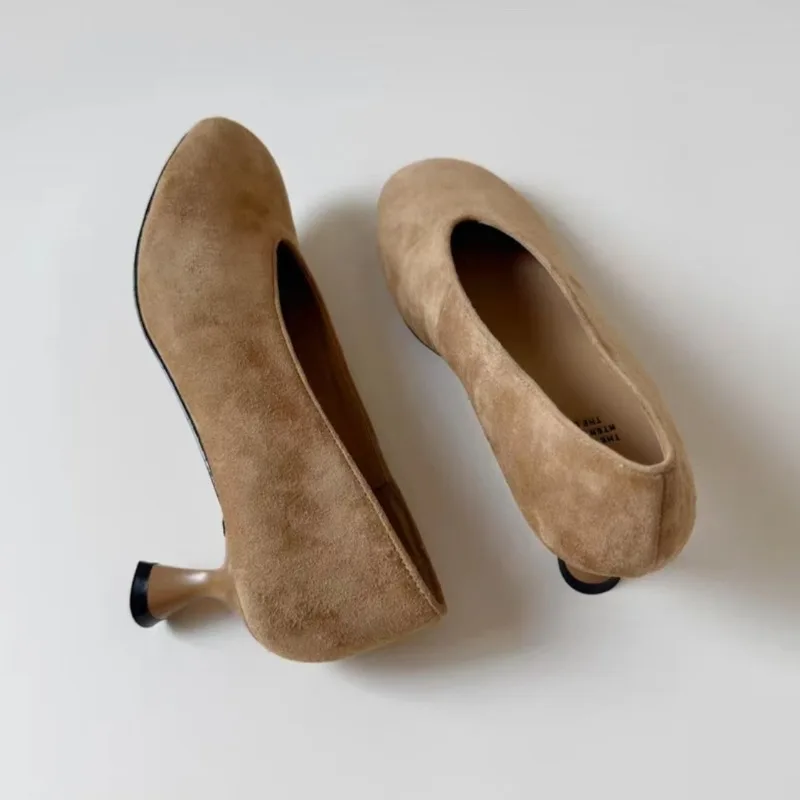 

Vintage Round Toe Shallow Opening Fashion Commute Slip-On Slim Heel Single Shoes Suede Heels