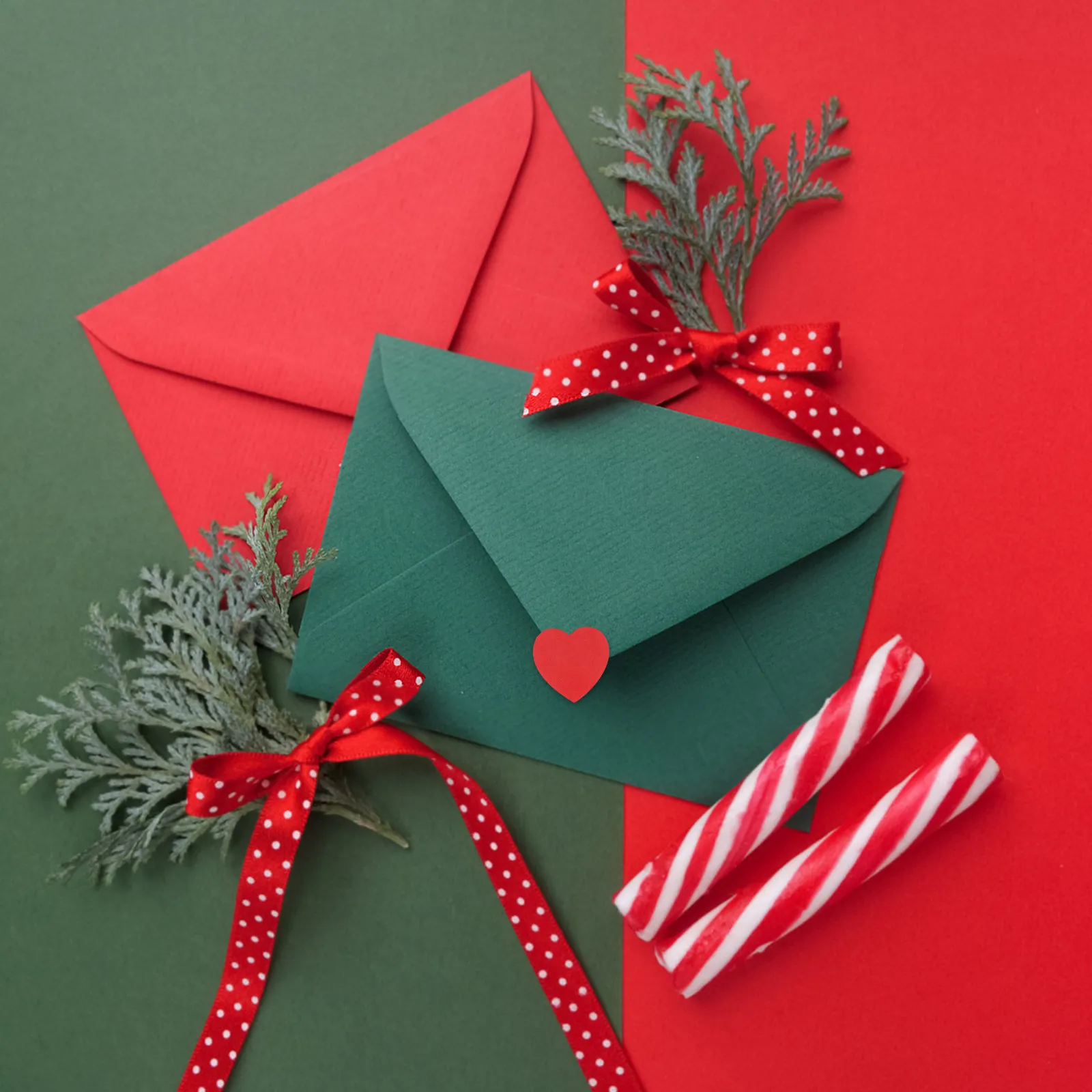 

Tiny Heart Stickers Bulk Pack Red Heart Label Stickers for Envelopes Wrapping Boxes DIY Cards Valentine's Day Party Favors