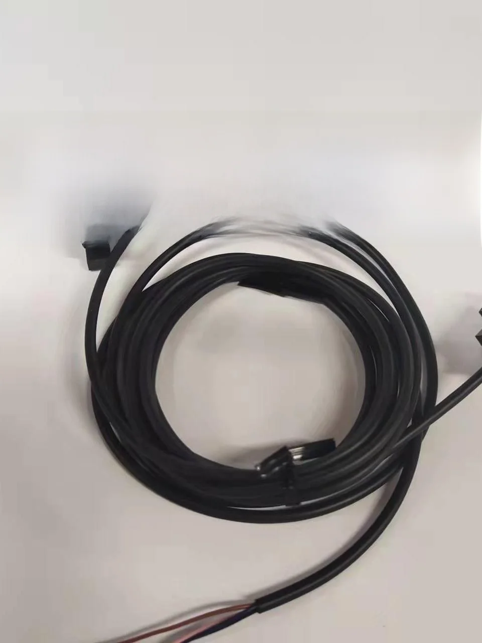 Sensor de productos originales Ee-sx674p-wr con sensor de interruptor fotoeléctrico de cable en stock