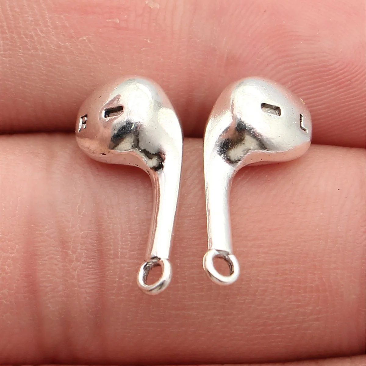 Wholesale Microphone Earphone Audio Charms Pendant Music For Handmade Craft Women Jewelry Gift Making