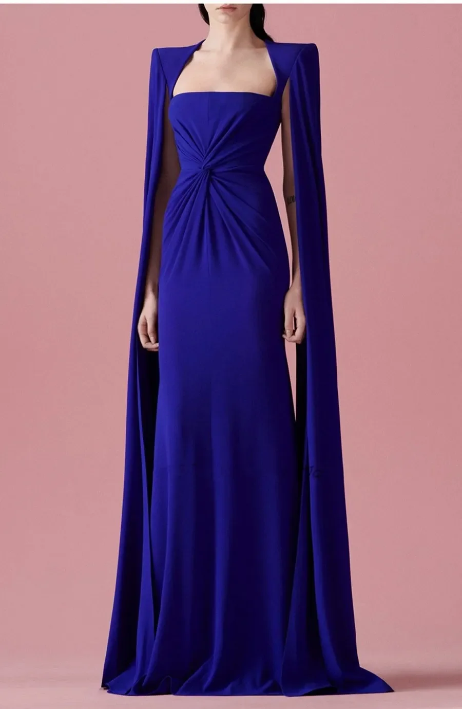 

Blue Long Sleeve Shawl Cape Evening Dress Luxury Celebrity Princess Elegant Arab Dubai Prom Gown Satin Square Collar Party Dress