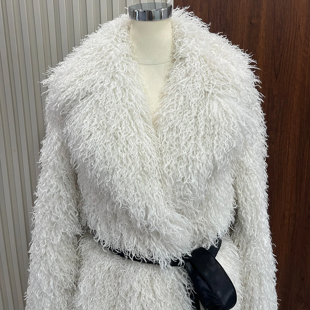 سترة نسائية شتوية بأكمام طويلة وسميكة ودافئة من الفرو الصناعي بتصميم جديد لعام 2025 معطف من الفرو المنغولي