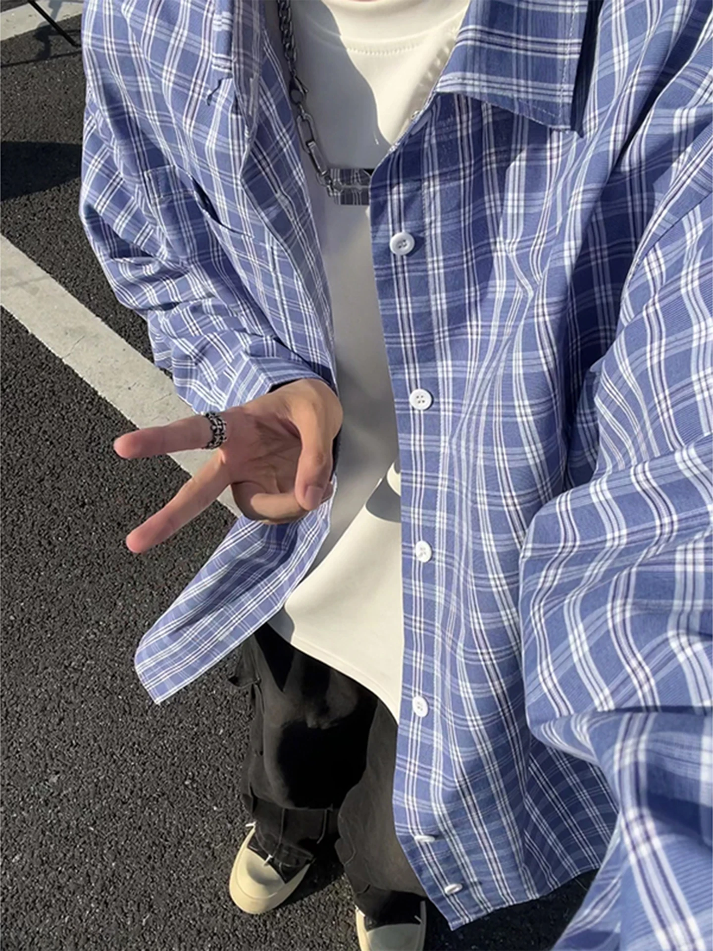 

Сине-белая клетчатая мужская рубашка с длинным рукавом, повседневная, молодежная, в стиле кэжуал, верхняя одежда Cleanfit, премиум-класс, осенняя коллекция
