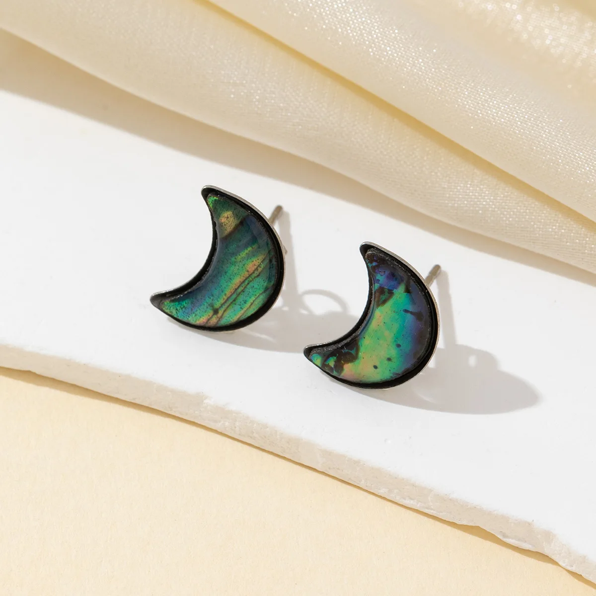 

2pairs Natural Shell Earrings Stainless Steel Metal Star Moon Flower Heart Creative Women Ear Stud Ocean Party Jewelry Gifts