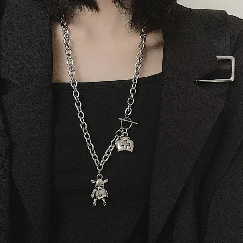 

Bear couple necklace, hip hop dark and cold wind OT buckle personalized sweater chain accessories