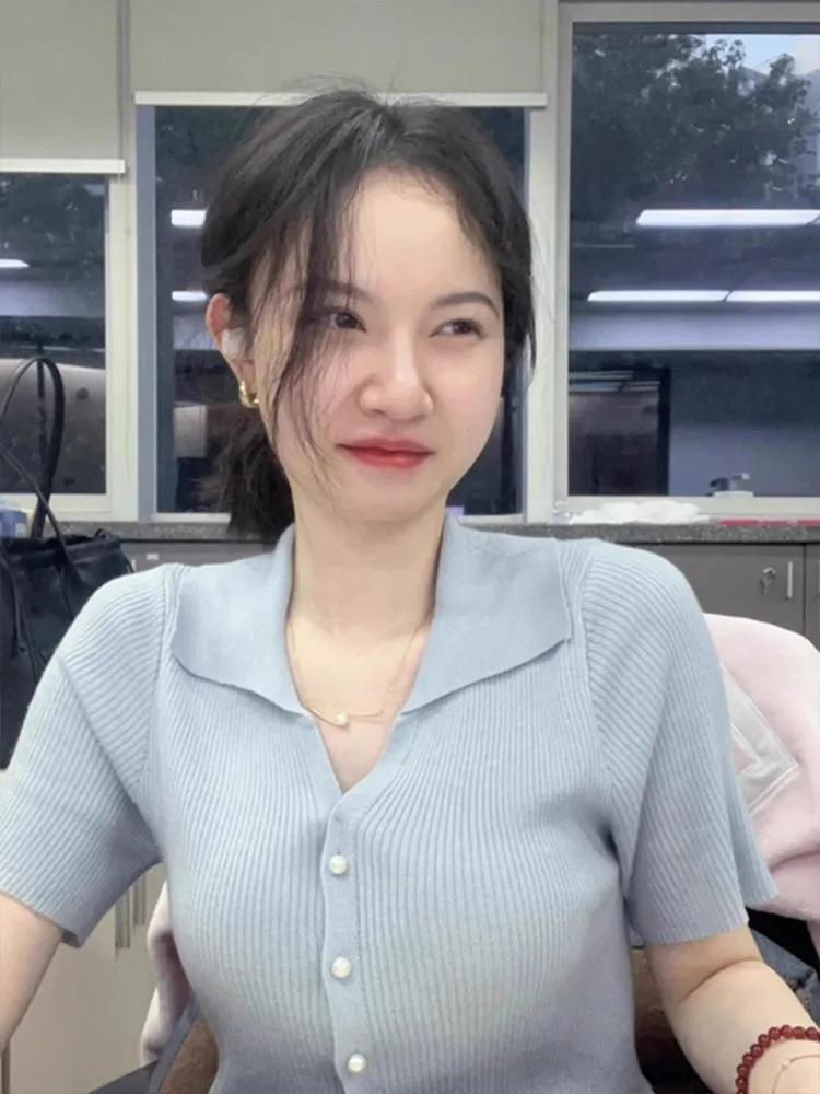 블루 폴로넥 아이스 실크 반팔 니트 탑 여성용 얇은 여름 스몰 사이즈 어깨 V넥 티셔츠 한국 스타일 슬림핏