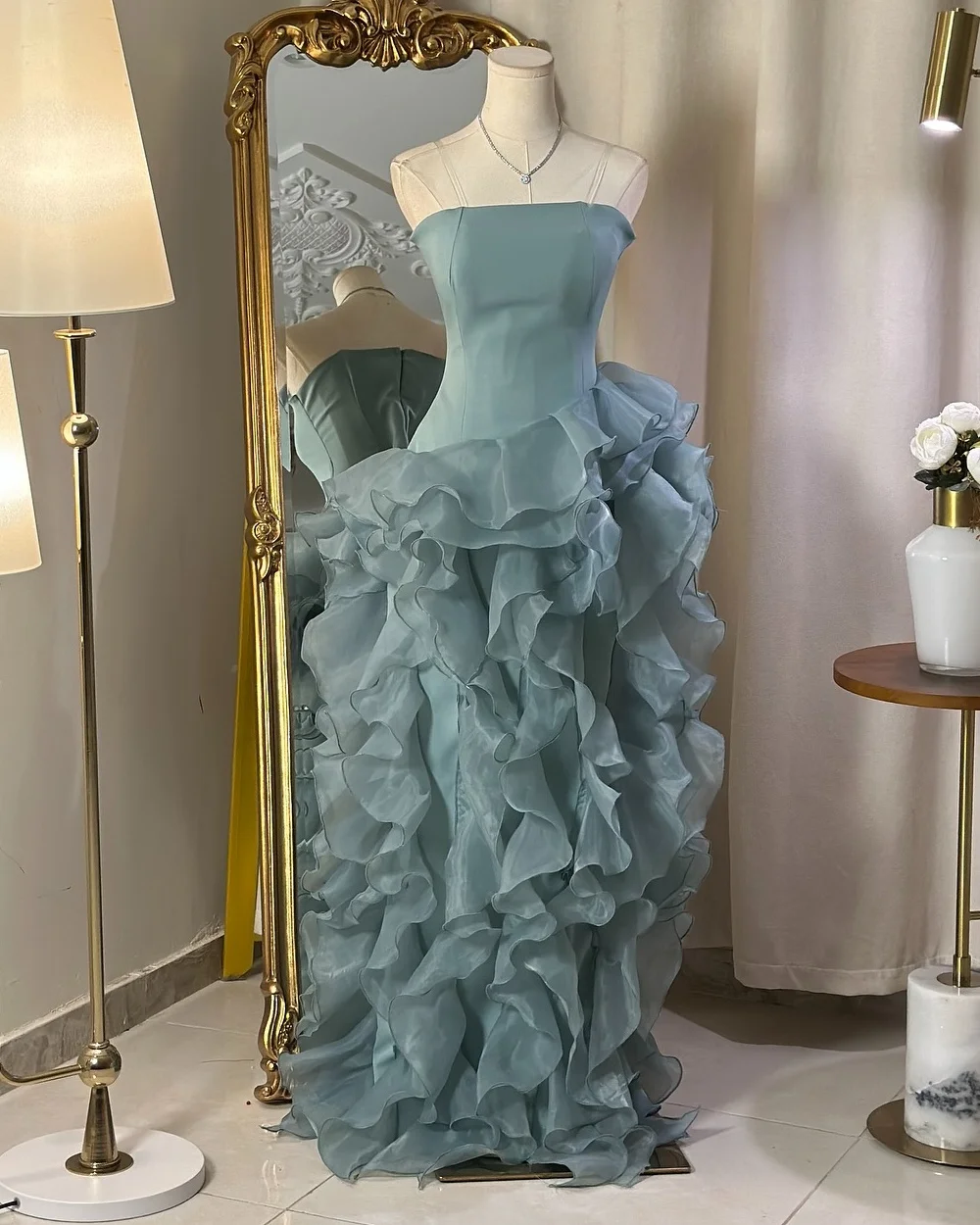 Sukienki na zamówienie z organzy z efektem brokatu, plisowane, z falbanami, o kroju litery A, bez ramiączek, długie, na specjalne okazje, na studniówkę, wysokiej jakości, pasujące do siebie.