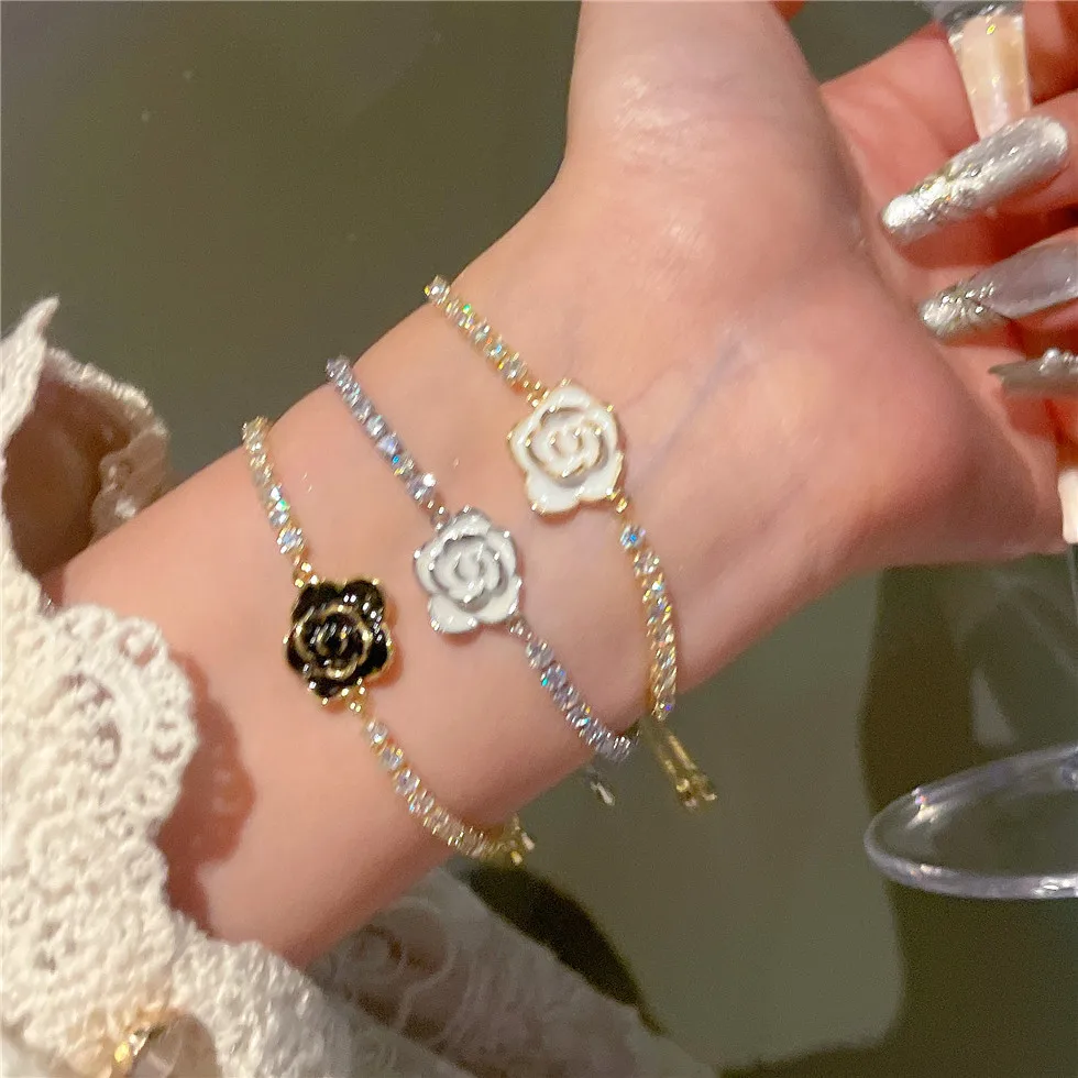

luxury bracelet big brand summer sweet flower bracelet 2025 dripping oil new exquisite hand rope women's trending jewelry