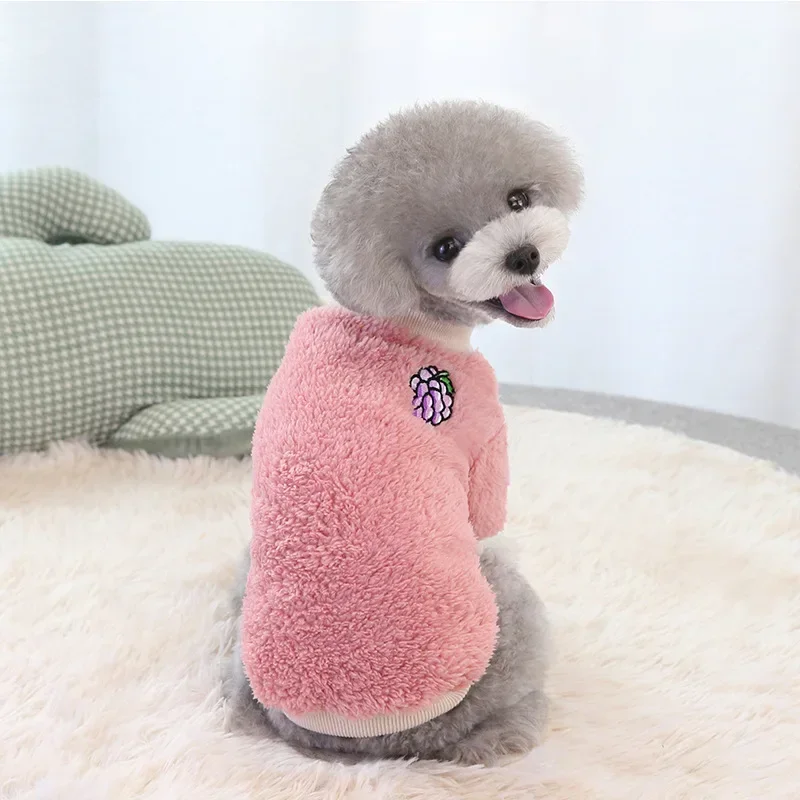 Ropa de invierno de felpa para mascotas, bonito patrón de frutas, chaleco grueso y cálido para perros pequeños y medianos, chaqueta suave para cachorros de invierno, disfraz de peluche