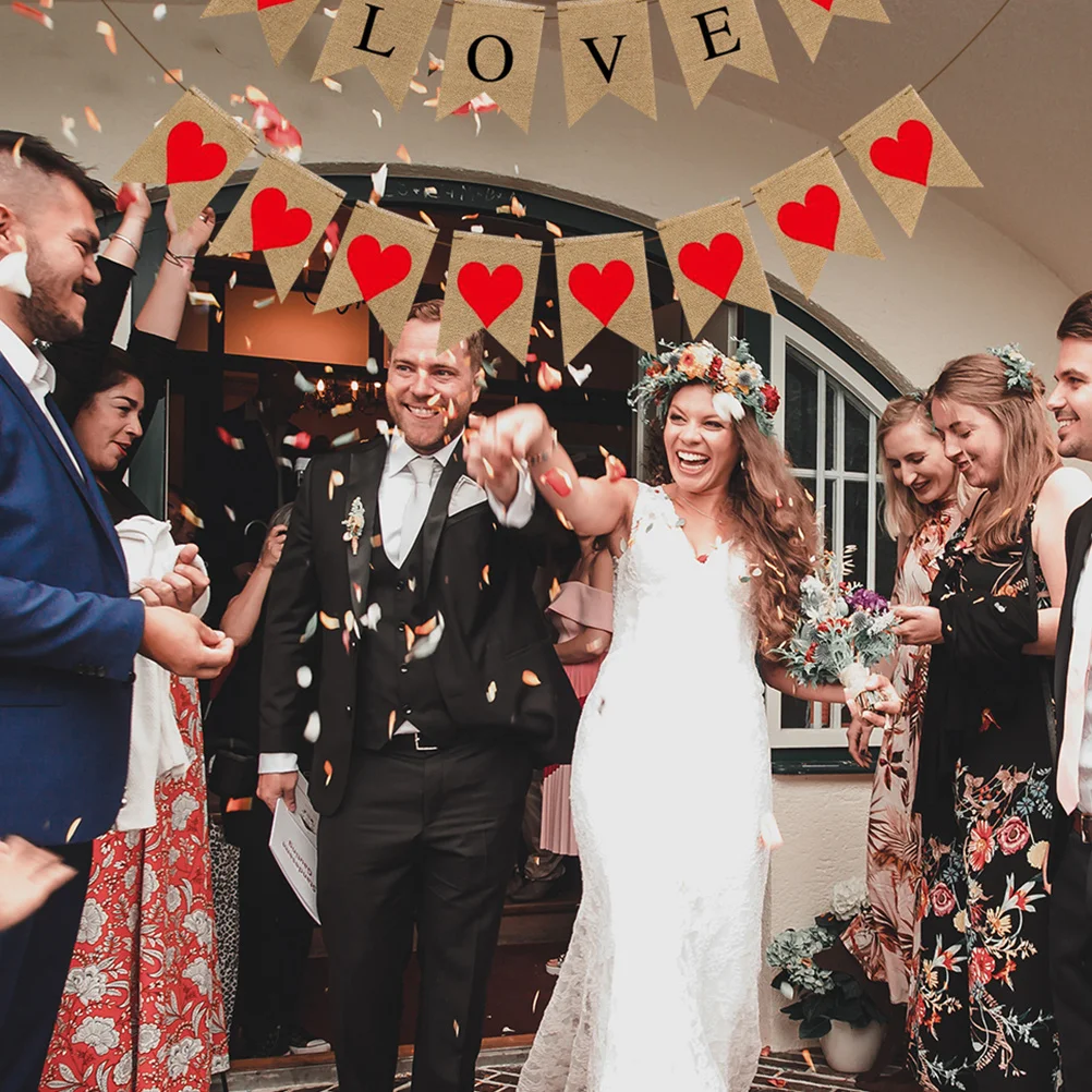 

3Pcs Valentine's Day Linen Swallowtail Banner Wedding Love Banner Party Decoration Romantic Background Decor Party Bunting