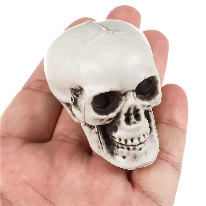 18pcs Mini Plastic Skull Terrifying Ornament Halloween Prank Props For Haunted House Party Decoration