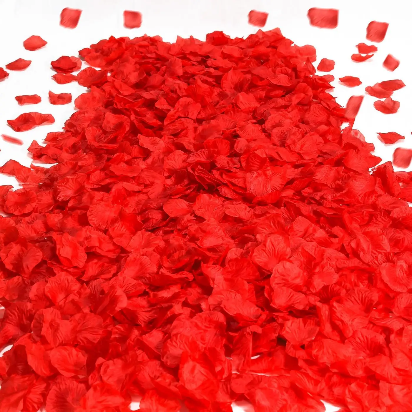 

1500 PCS Red Rose Petals Artificial Silk Flower Petals for Wedding Decor Romantic Night Event Party Engagement