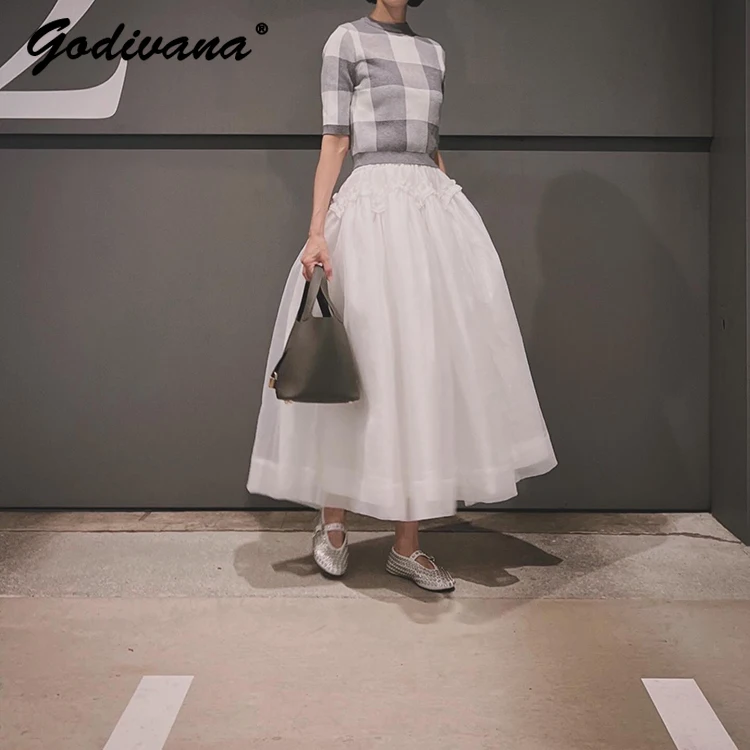 

Japanese Fairy Long Bud Skirt New Sweet Girl Women's Elastic Waist Mesh Stitching Black and White Puffy Skirts