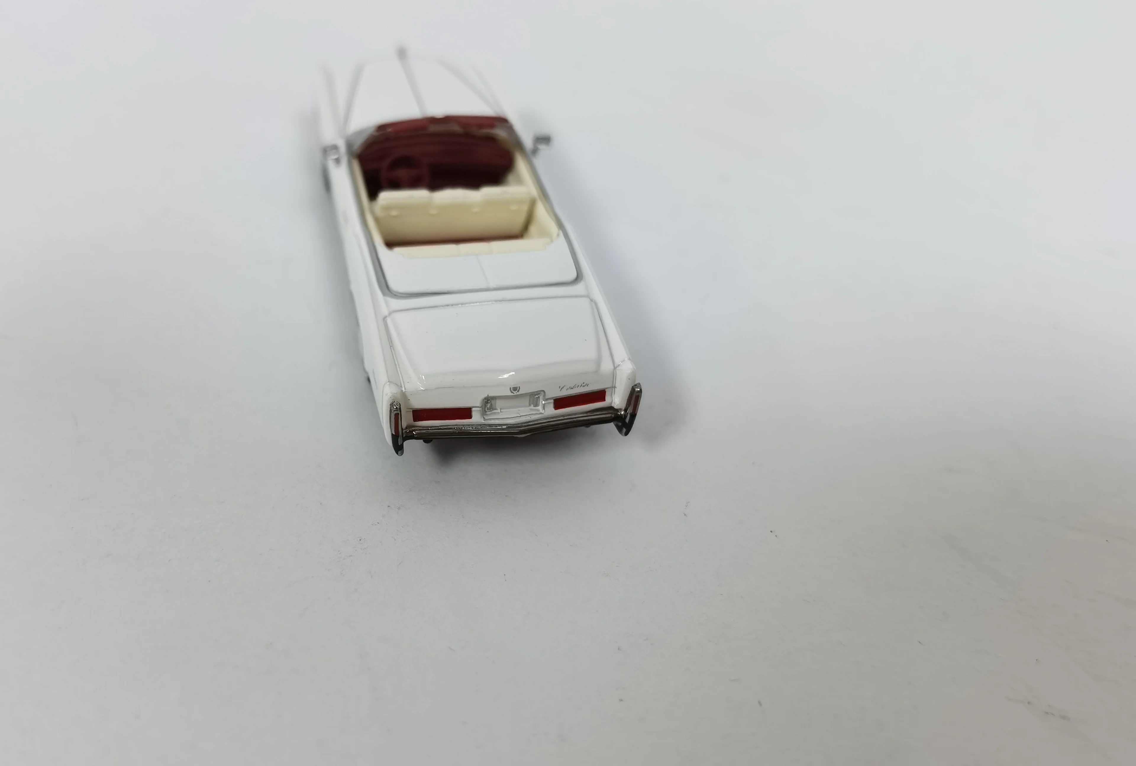 Cars HO Brekina Cadillac Eldorado Convertible metallic beige1/87 NO.BRE19752 For Collection