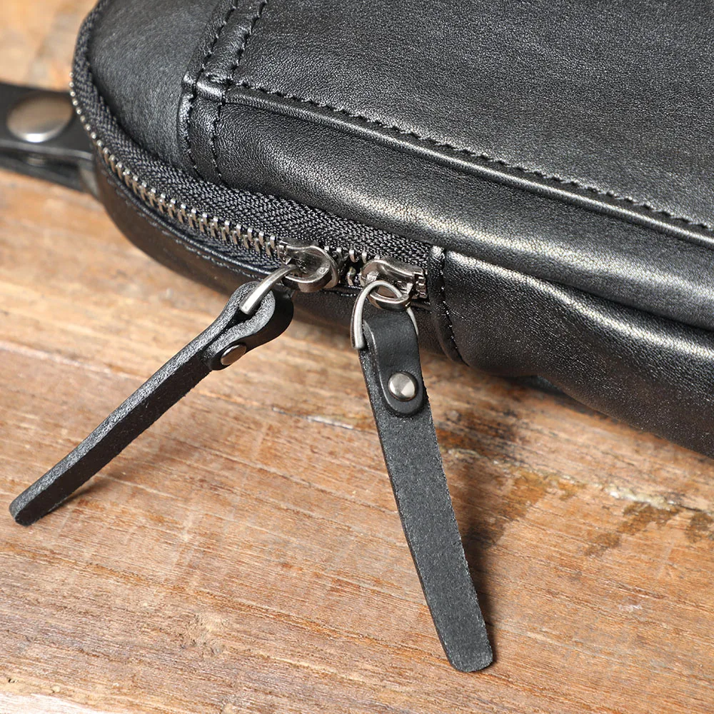 S.WORKER Mini-Umhängetasche aus Vollnarbenleder für Herren, Echtleder-Mode-Umhängetasche für Handy und Schlüssel – Detail 17