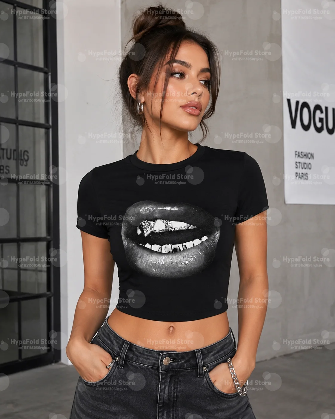 2026 Summer Casual Minimalist LA Hand Sign Hip Hop Print Short Cut Jersey with Umbilical Leakage Color Contrasting Top for Wear