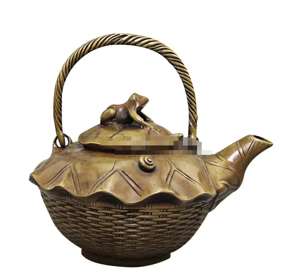 

Copper Statue Factory direct selling copper factory direct selling antique crafts brass frog lotus leaf wine pot ornaments