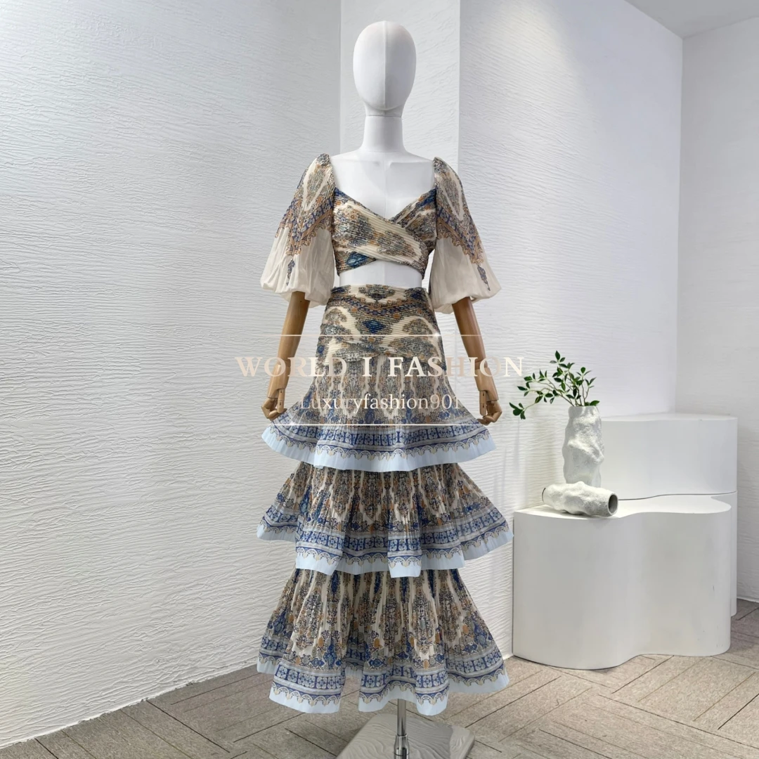 ชุดเสื้อเบลาส์แขนสั้นพิมพ์ลายเพสลีย์สีเทาแฟชั่นใหม่ปี 2025 พร้อมกระโปรงจีบระบายเป็นชั้นๆ