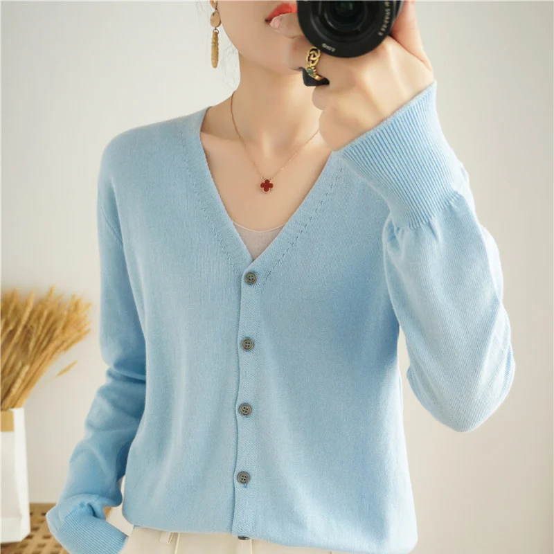 Autumn And Winter Women\'s V-neck Knitted Sweater 100% Knitted Long Staple Cotton Cardigan Basic Classic Korean Versatile Top SMY