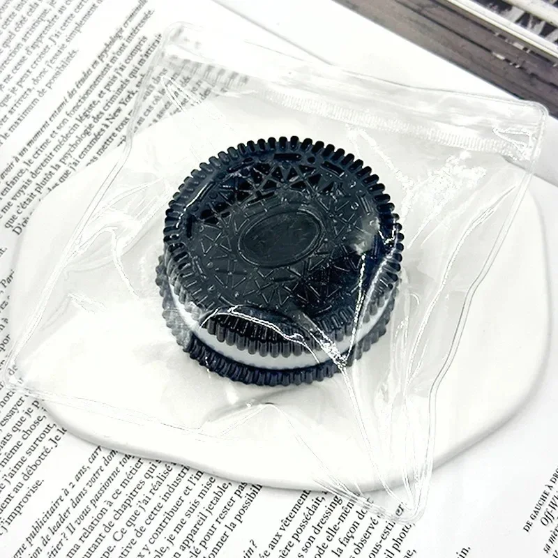 手作りシリコーンクッキーフィジェットおもちゃ遅いリバウンドストレスリリーフスクイーズおもちゃ子供のための楽しい減圧ソフトフワフワビスケット