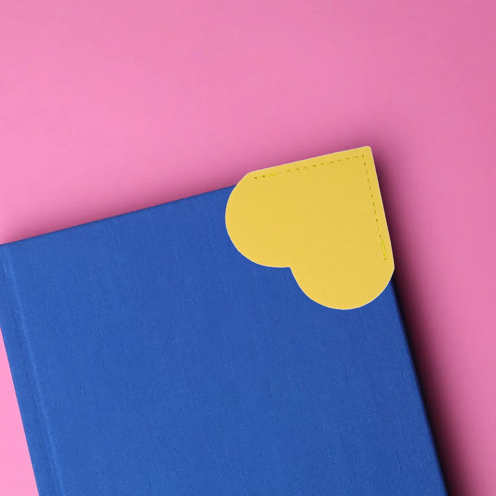 

8Pcs Heart Shaped Bookmark Elegant Retro Design Mini Portable Gifts for Books Notebooks Photo Albums Scrapbooks