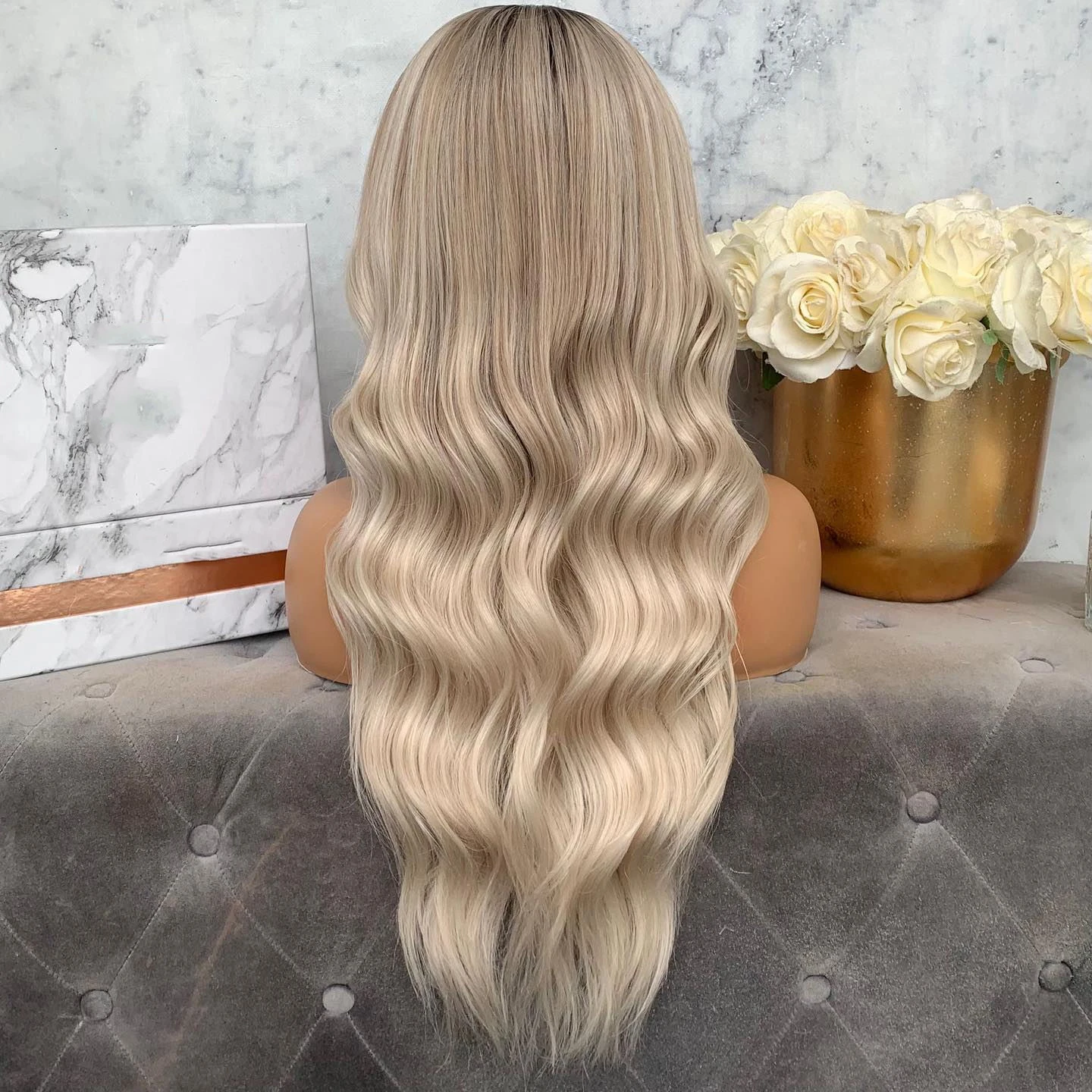 Wig Highlight Pirang Lembut Wig Rambut Manusia Renda Penuh Akar Gelap Pra-dipetik 13X6 Wig Frontal Renda Hd Rambut Perawan Wig Gelombang Alami