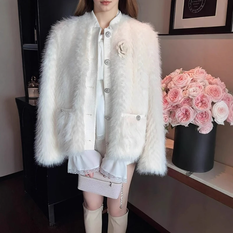 معاطف سميكة من فرو الثعلب على الموضة لشتاء 2026 على الطراز الاجتماعي الأمريكي معطف ثلاثي الأبعاد على شكل زهرة واحدة الصدر للنساء