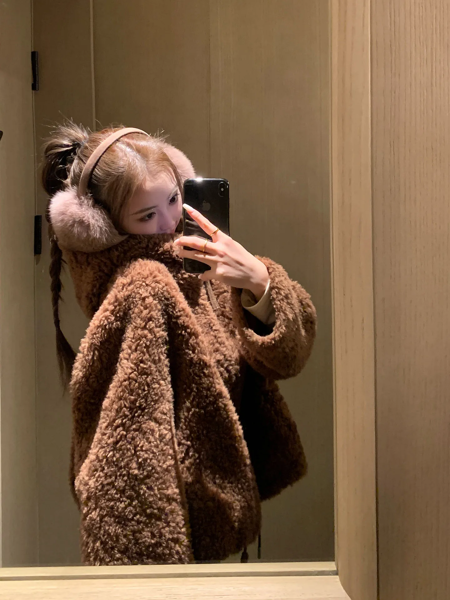 

Lamb Fur Hooded Coat Women's Winter Warm Thiened Outerwear 2025 New Sle Casual Loose Fit Mid-Length Fur Collar Coat