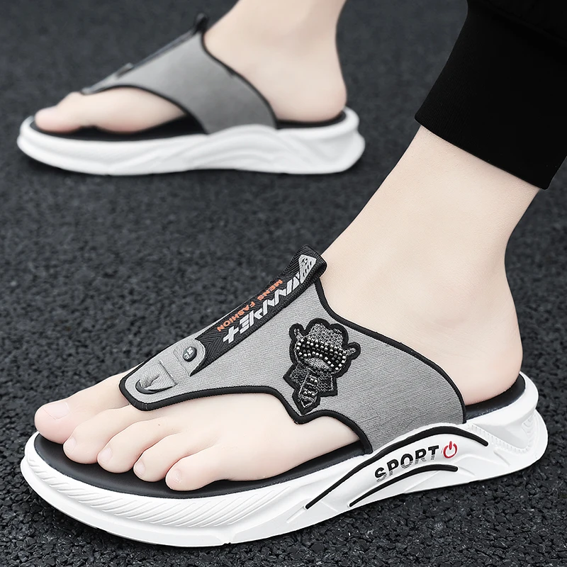 

2026, мужские тапочки, новые летние сандалии из ЭВА, легкая пляжная обувь для взрослых на толстой подошве, нескользящие сандалии с открытым носком для улицы