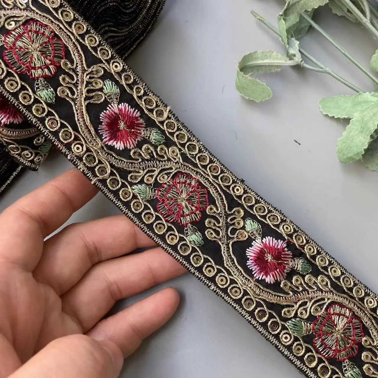 

New 1 Yard Black 4cm National Style Lace Strand Embroidery Sequin Barcode Clothing Accessories Luggage Accessories Webbing