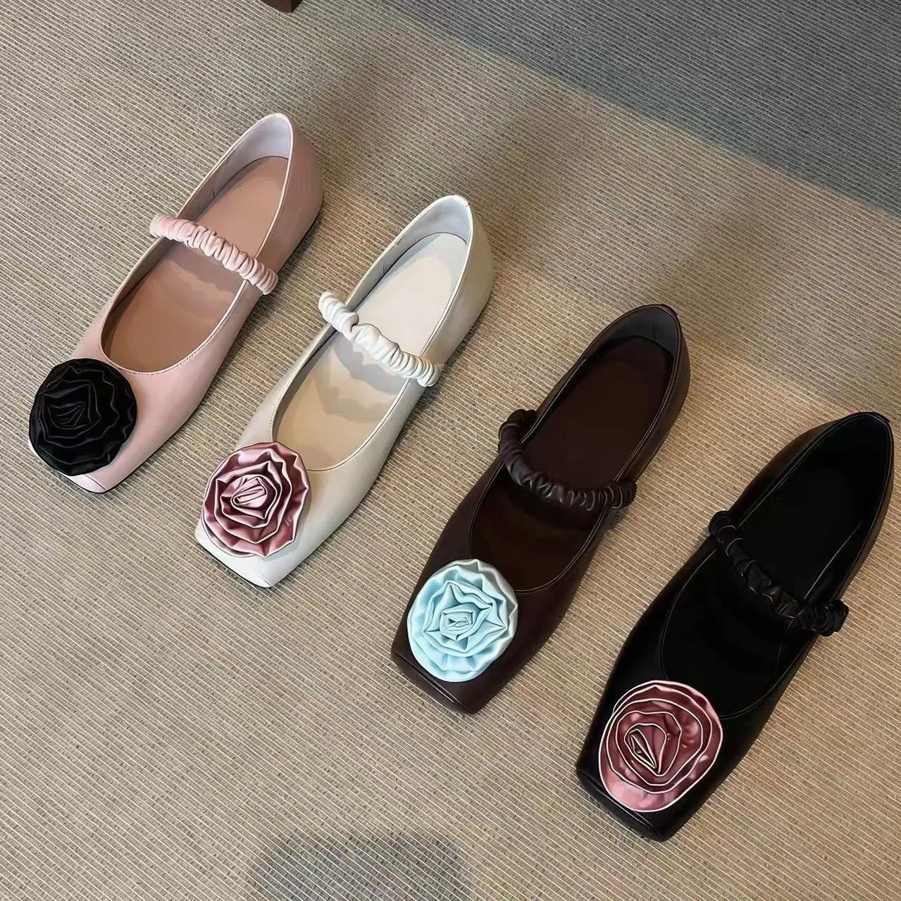 

2026 New Spring Genuine Leather French Retro Flower Mary Jane Shoes Super Cute Flat Black Women's Shoes