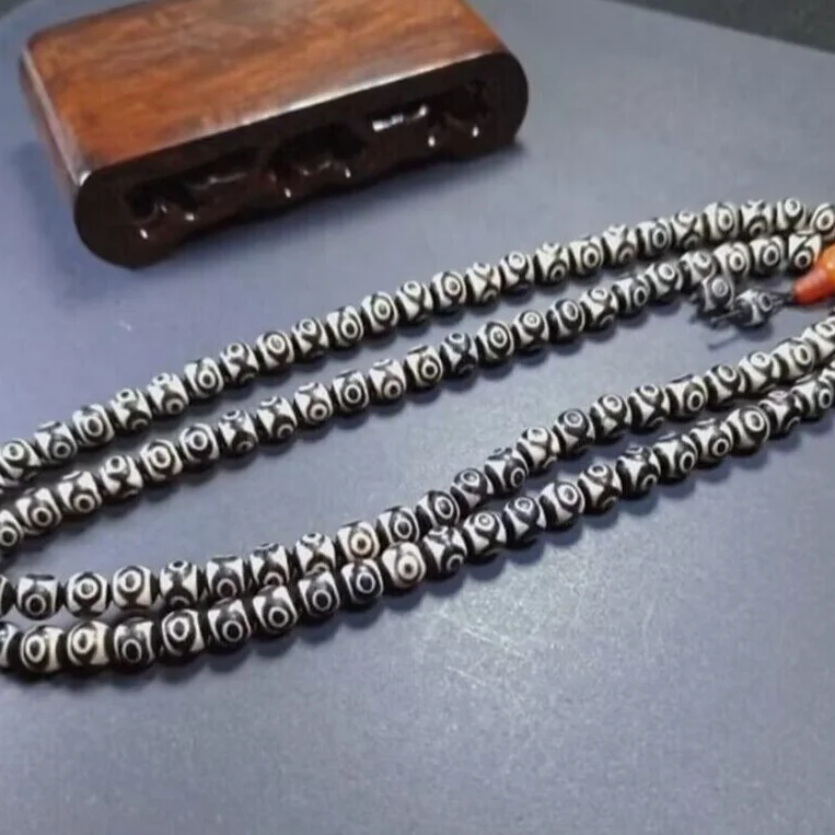 Tibetan batu akik hitam tua merah alami Dzi * 3 mata * 108 kalung panjang manik-manik M3078