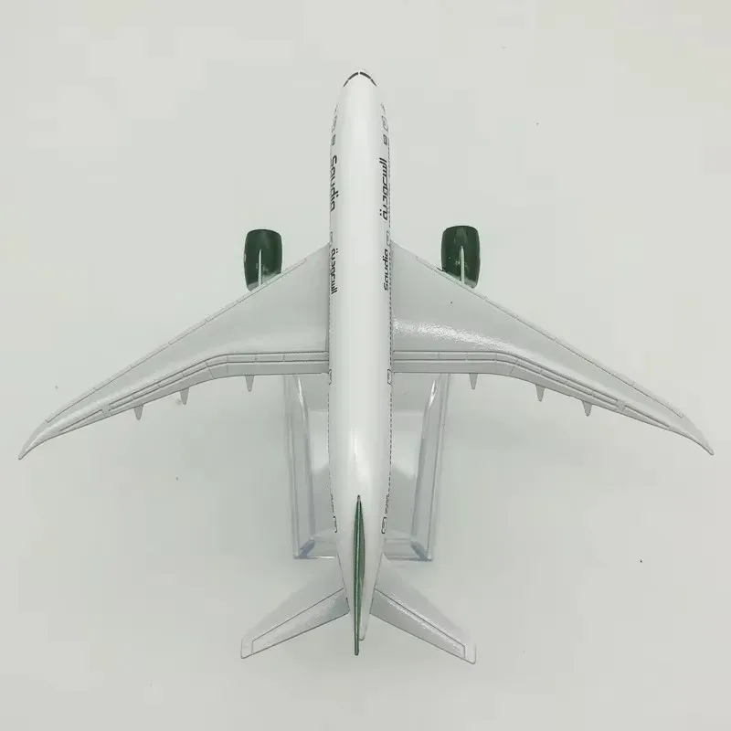 16cm Saudi Arabian AIR B787 Metal Aircraft Model 1:400 Simulated Passenger Aircraft Alloy Die-cast Solid Static Model Home Deco