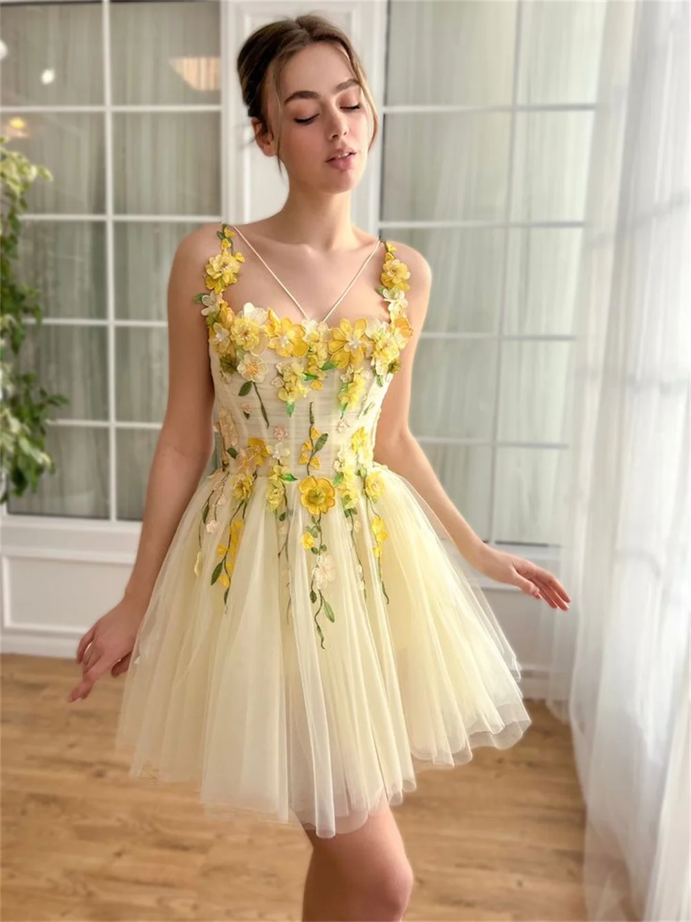 Cathy Yellow Flower Appliques Prom Dresses Spaghetti Strap Tulle Mini فساتين السهرة Lace-up Back Sweet vestidos verano moda 2024