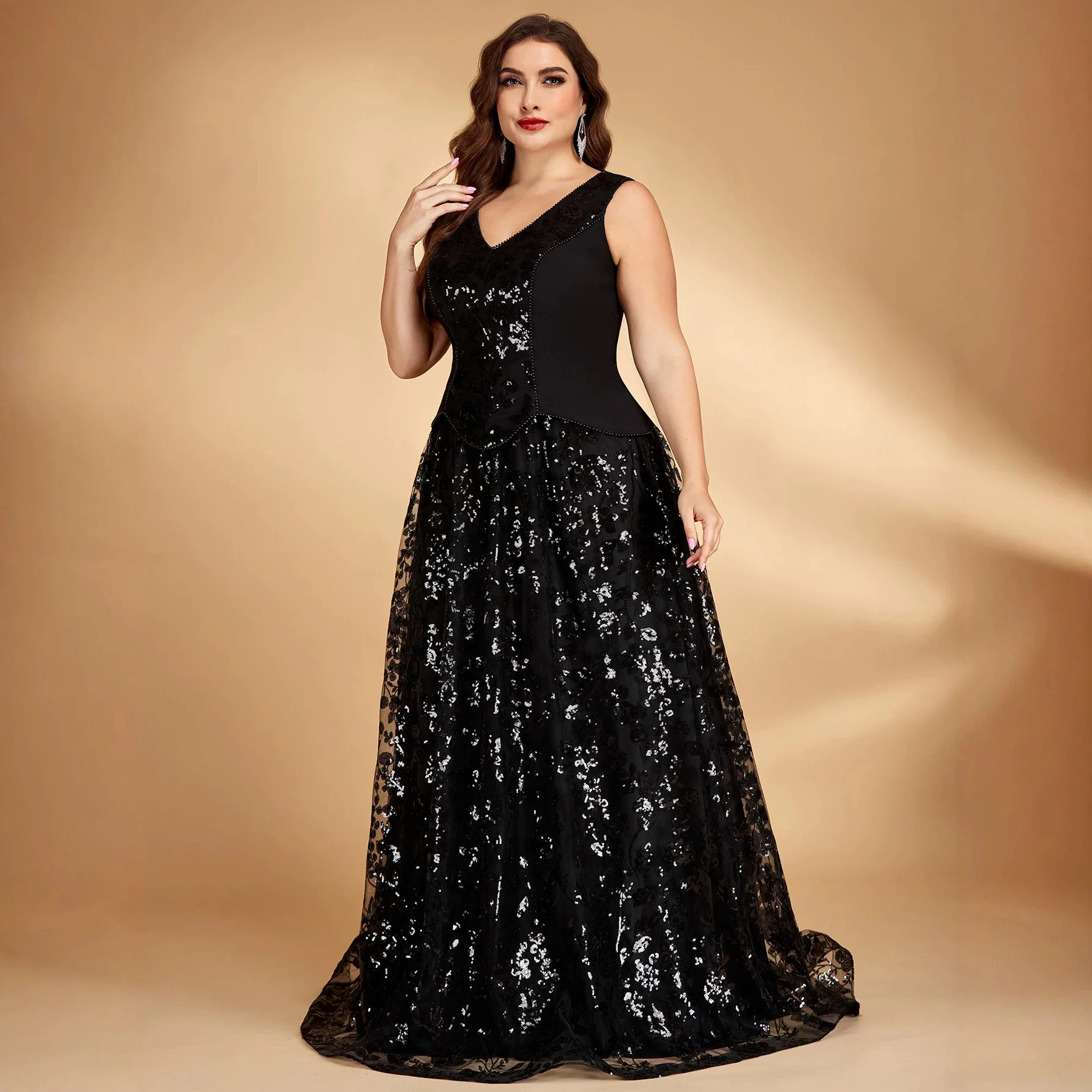 Plus Size Black V Neck Sleeveless Fitted Peplum Floral Sequin Tulle Maxi Dress Empire Waist A Line Evening Gown view 2