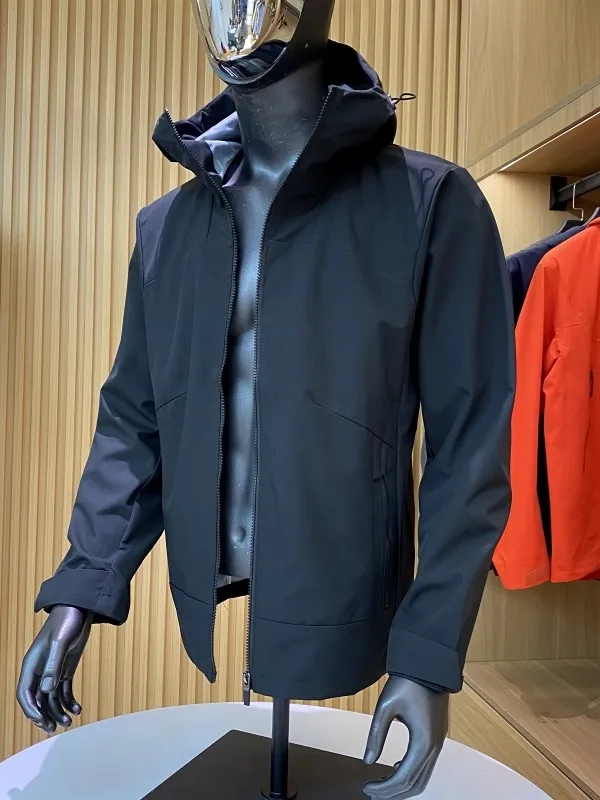 

Outdoor Men's Windproof Waterproof Soft ell Jaet New Early Autumn Faionable Youth Polyester Fiber Zipper Design Spring ...