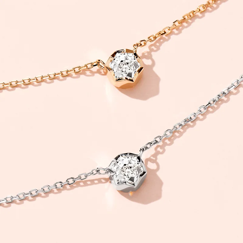 

Silver-Plated Necklace | Single Zircon Hexagon & Anti-Oxidation Chain