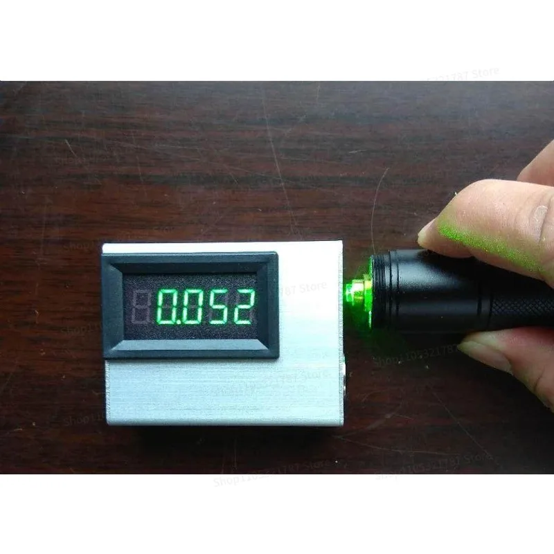 10W laser power meter, spectral measurement range 200nm-2200nm