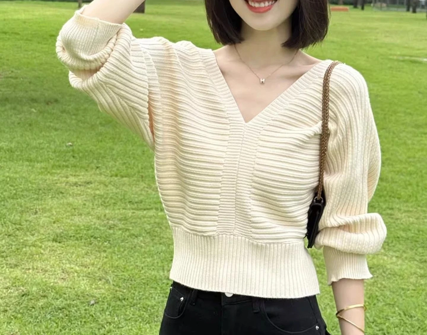 Temperament Bat Sleeve Sweater Knitted Shirt Women's Autumn Design Sense Niche Waist Loose Long Sleeve Top
