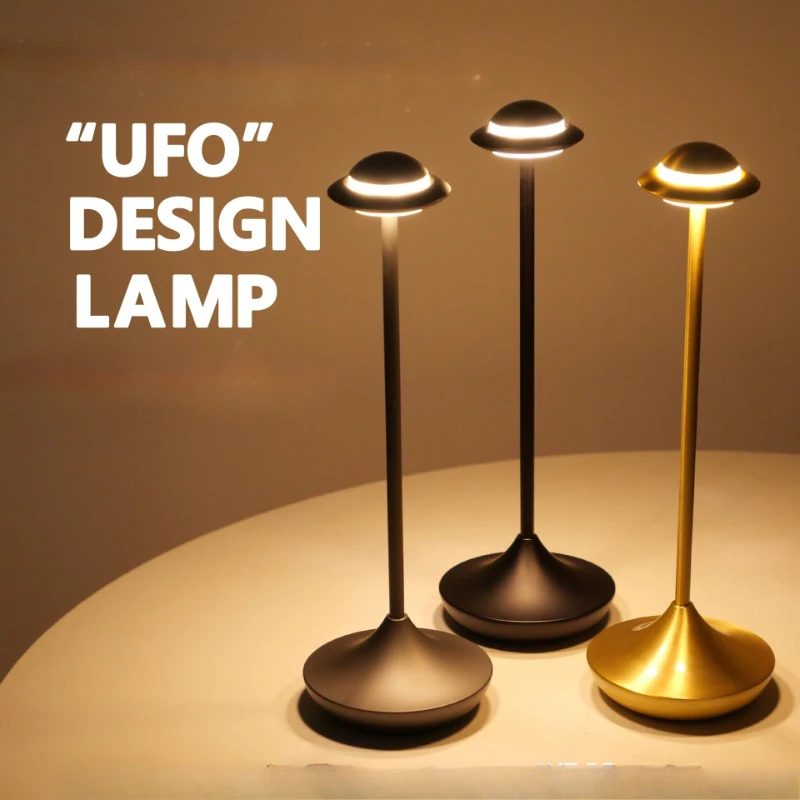 New Flying Saucer Desk Lamp Metal Night Light Personalized Creative Charging Desk Lamp Restaurant Atmosphere Light LED USB