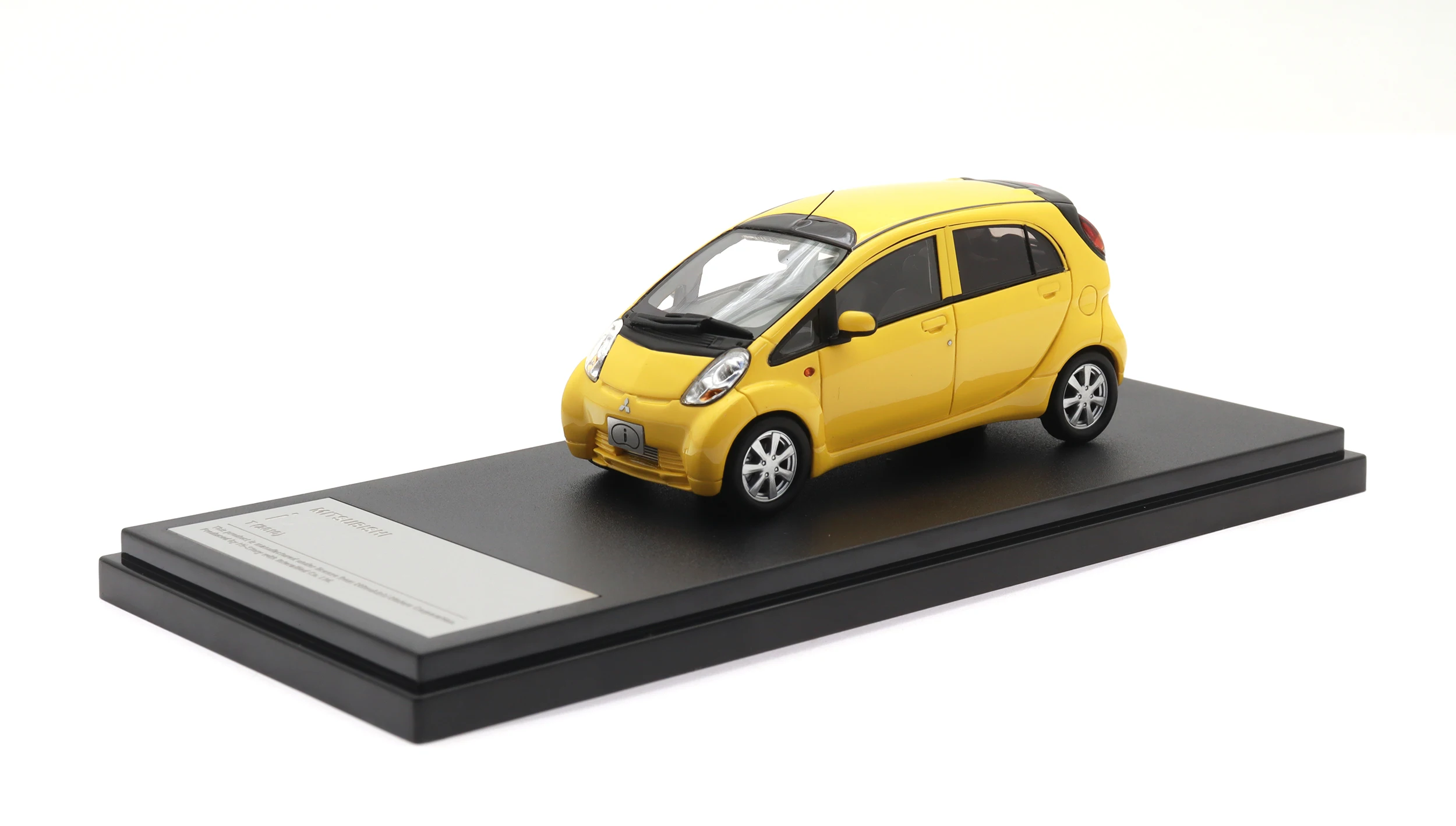 1:43 Hi-Story harsmodelauto Mitsubishi iT 2010 |   Hoge simulatie verzamelbaar display speelgoedcadeau