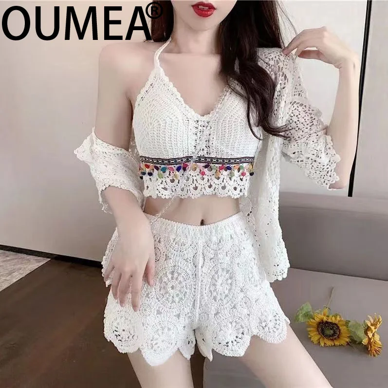 OUMEA Women Cotton Crochet Shorts Summer Beach Circle Pattern Lace Shorts Elasticated Waist Scalloped Edge Chic Casual Shorts