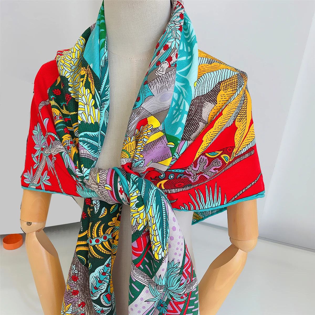 135CM Silk Cashmere Scarf Women Hand Rolled Shawls Sun World Print Square Scarves Wraps Bandana Big Hijabs Female Beach Towel