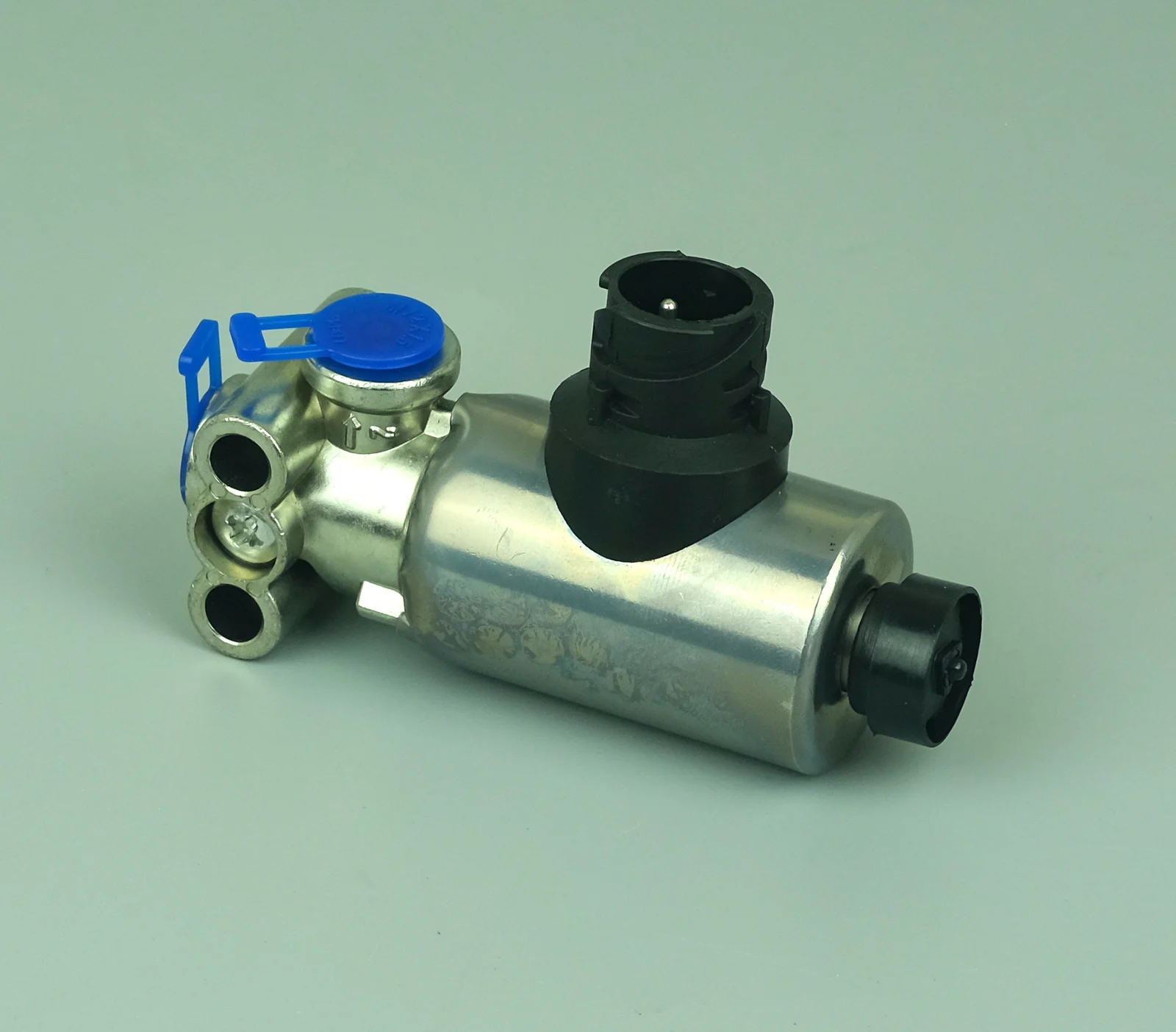 

Oem 1330025 41026587 5010347978 1738496 4721726260 Solenoid Valve For DAF IVECO RVI SCANI-A Truck