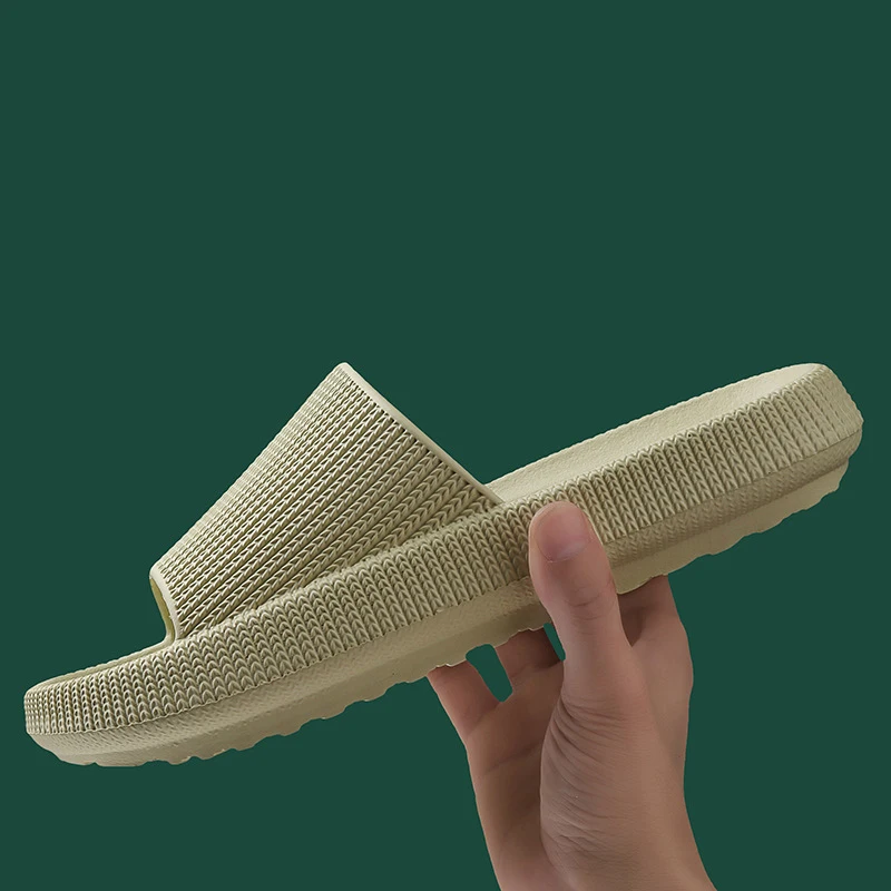 Men's 'Step-in-Comfort' Slippers for Summer Thick-Soled Bathroom Slippers for Indoor and Outdoor Use Women's Cool Sandals