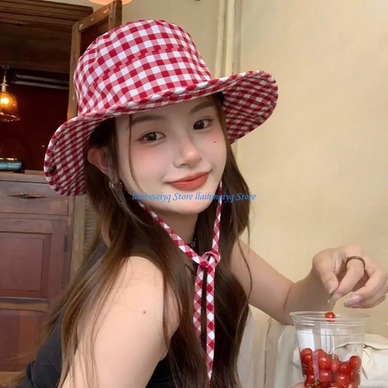 

573B Elegant Fisherman Hat Gingham Pattern Wide Brimmed Basin Cap Cotton Fabric Perfect For Sunshade And Fashion Accessory