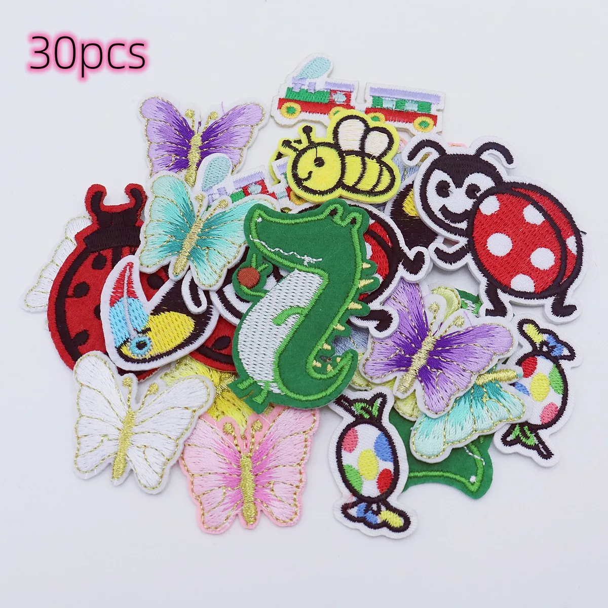 Mix Butterflies Flower Animal Heart Pack Embroidered Iron On Patches For Hat Bag Clothing DIY Badge Embellishments Crafts Sewing