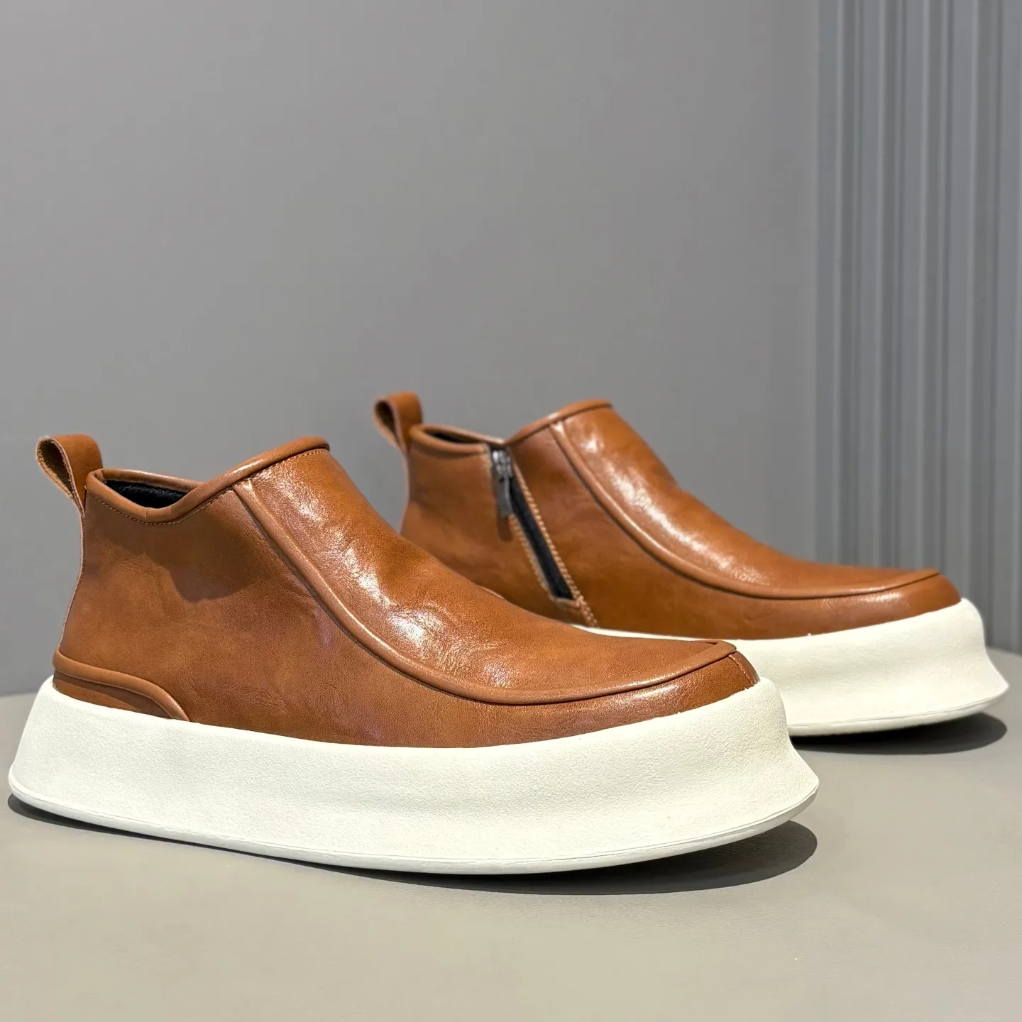 

Men's High-Top Leather oes Warm Fce Lined Casual Faion Trend Autumn Winter Boots Zipper Closure round Toe Rubber Sole